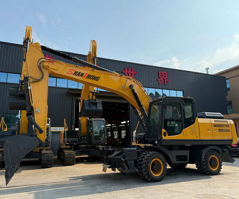 21-ton hydraulic excavator