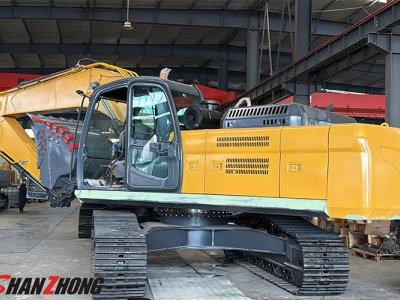Crawler excavator