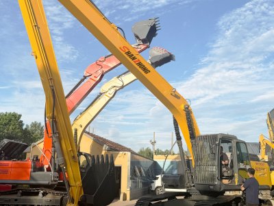 Crawler excavator SZ230