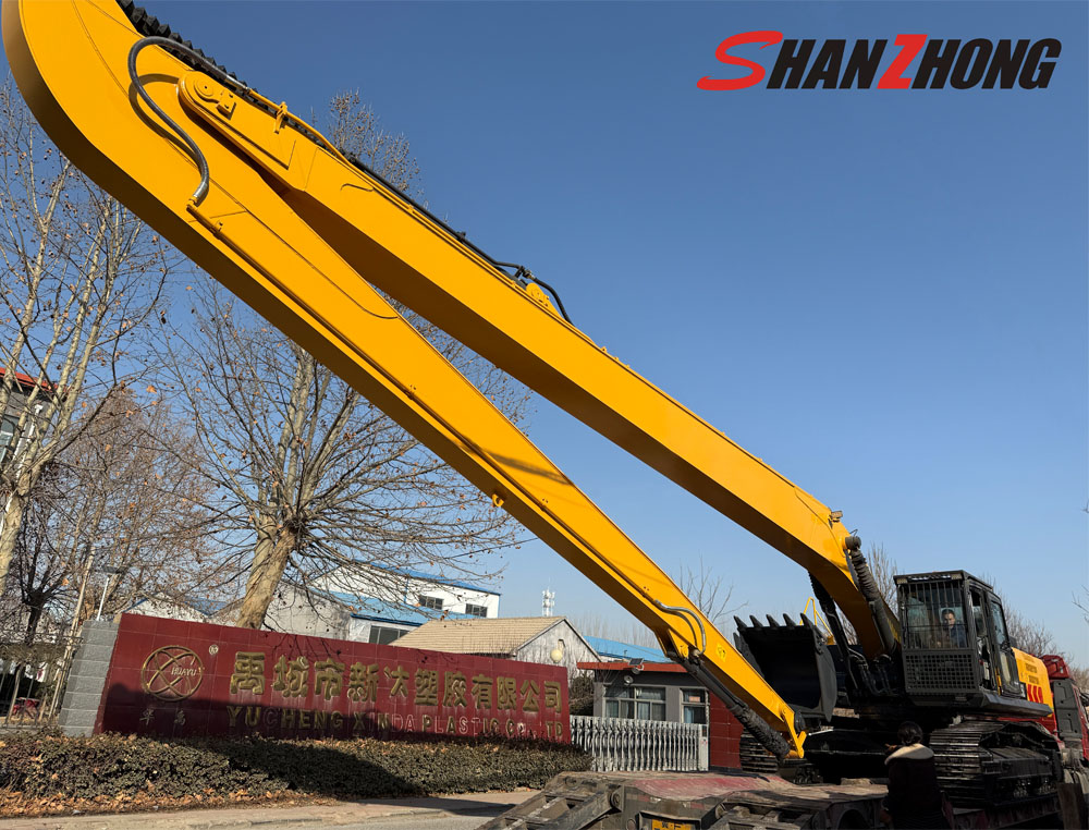 Long boom crawler excavator